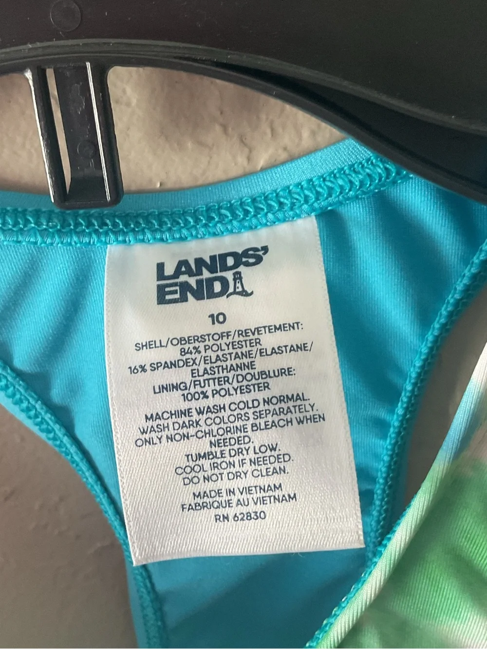 Lands End vibrant tie